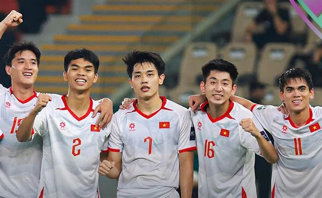Hình ảnh hoàn trả tiền cược thể thao hàng tuần tại bi88 trang chủ